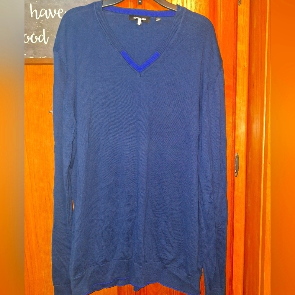 Jared Lang Men's Blue 100% Cotton V-Neck Sweater In A Size Medium. EUC